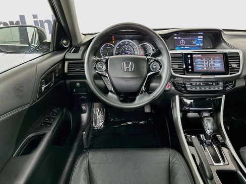 Used 2017 Honda Accord EX-L image 27
