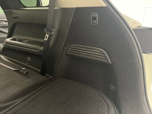 Used 2023 INFINITI QX60 Luxe w/ Cargo Package image 38