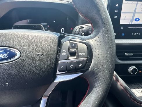 Used 2025 Ford Explorer ST AWD/4WD image 17