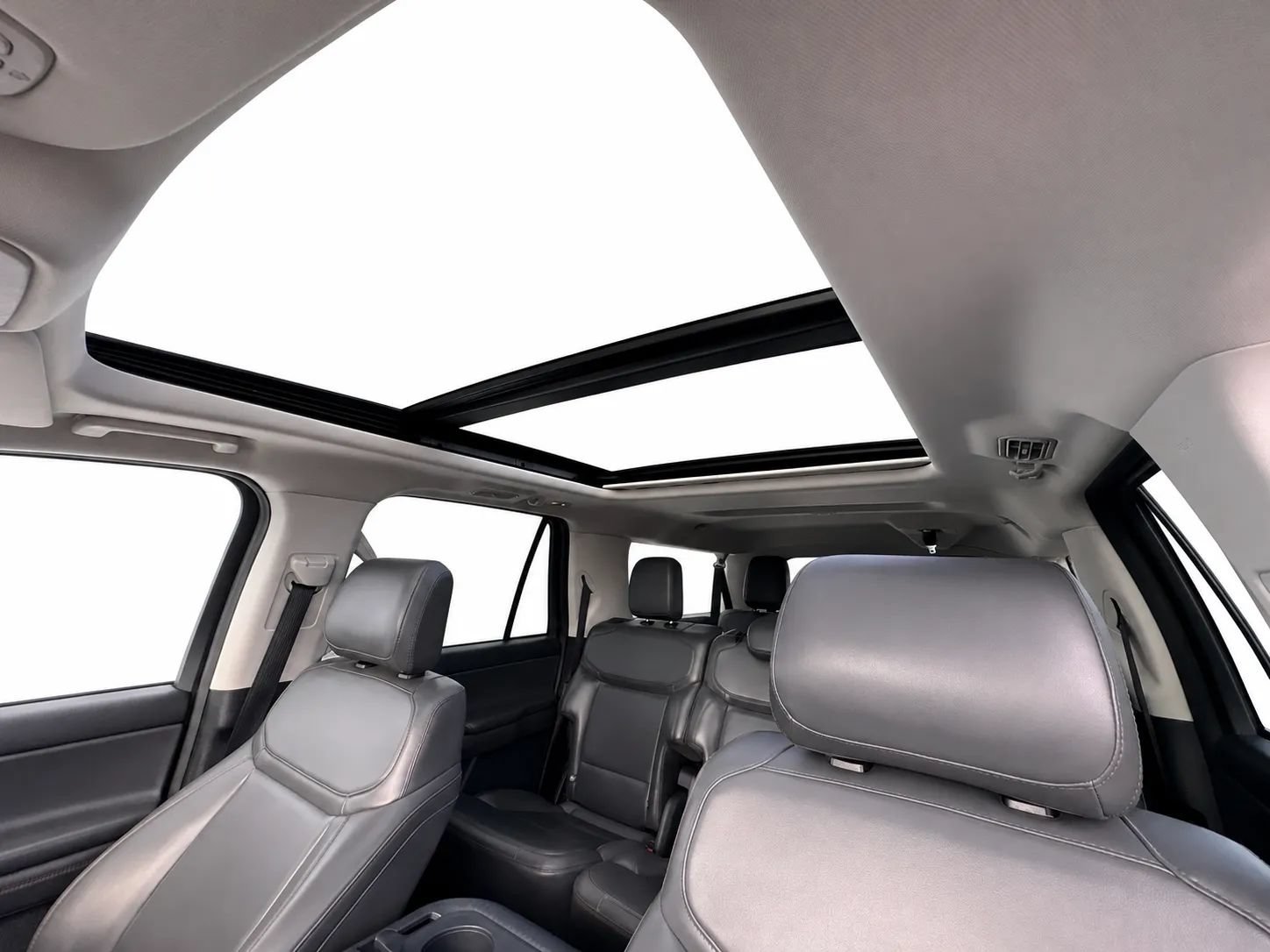 Used 2025 Ford Expedition Max Active RWD image 11