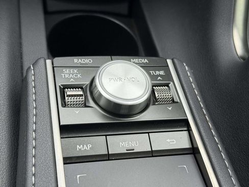 Used 2021 Lexus LC 500 Convertible w/ Touring Package RWD image 27