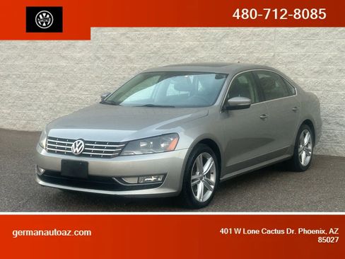 Used 2014 Volkswagen Passat TDI SE image 1