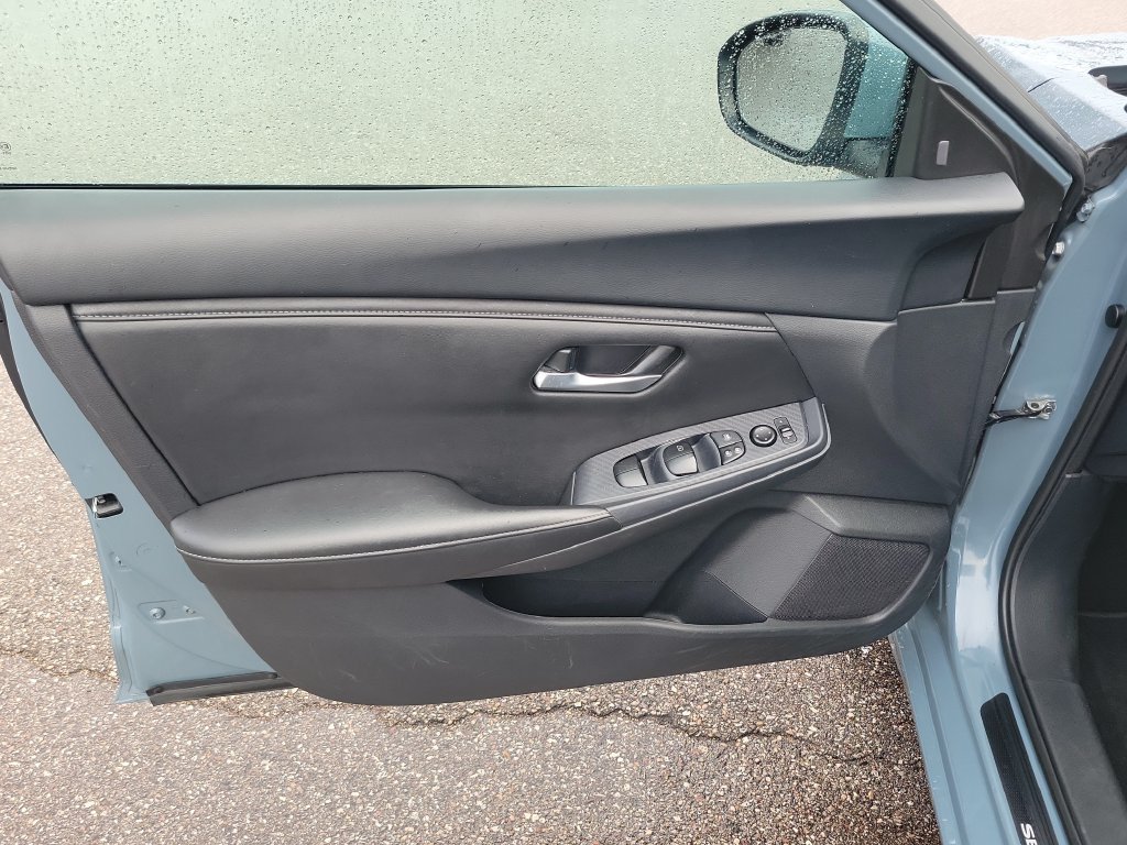 Used 2024 Nissan Sentra SV w/ All-Weather Package FWD image 16