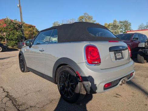 Used 2019 MINI Cooper S image 4