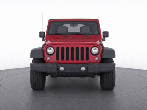 Used 2018 Jeep Wrangler Unlimited Sport S AWD/4WD image 5