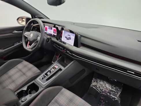 Used 2022 Volkswagen GTI SE FWD image 22