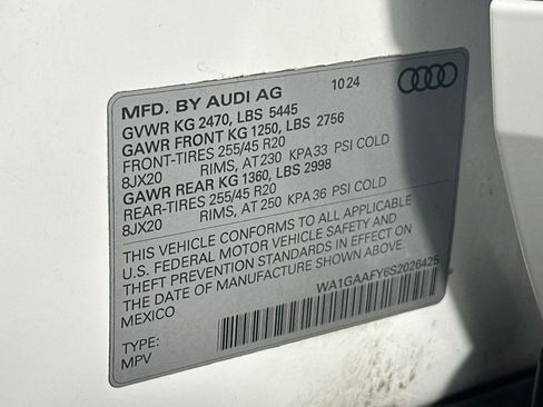 Used 2025 Audi Q5 2.0T Premium AWD/4WD image 12