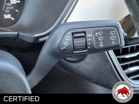 Certified 2020 Ford Escape SE image 31
