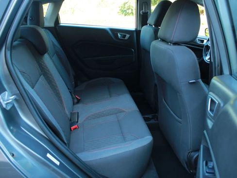 Used 2014 Ford Fiesta SE w/ Equipment Group 201A FWD image 21