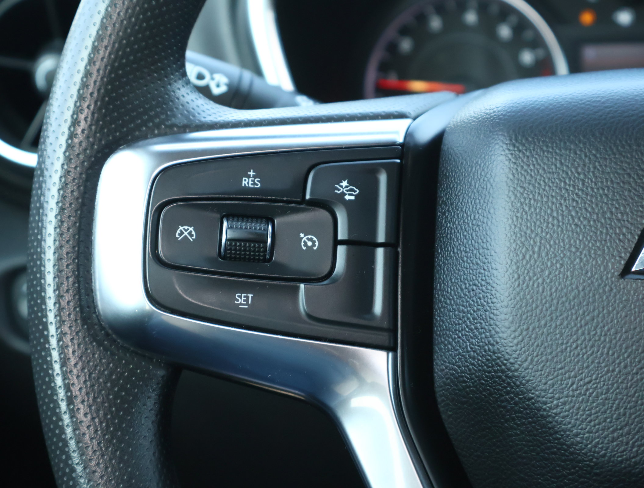 Used 2024 Chevrolet Blazer LT w/ Convenience Package FWD image 14