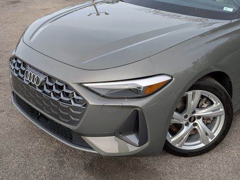 Used 2025 Audi A5 2.0T Premium w/ Convenience Package image 13