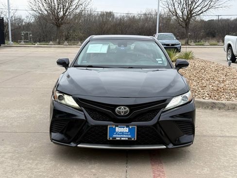 Used 2019 Toyota Camry XSE image 8