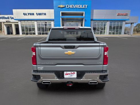 New 2026 Chevrolet Silverado 1500 LTZ w/ LTZ Premium Package AWD/4WD image 9