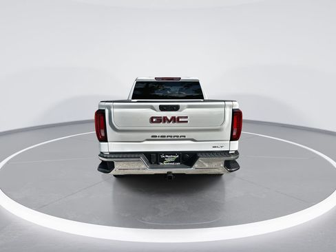 New 2026 GMC Sierra 1500 SLT RWD image 7