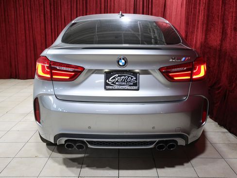 Used 2015 BMW X6 M image 10