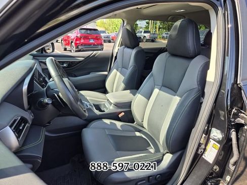 Used 2025 Subaru Outback Onyx Edition AWD/4WD image 9