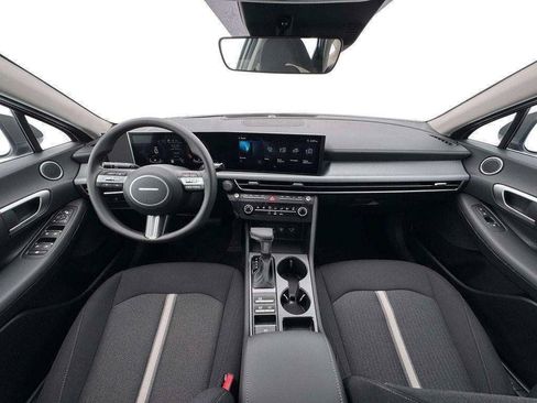 New 2026 Hyundai Sonata SE FWD image 13