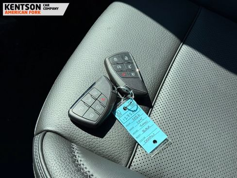 Used 2026 GMC Yukon Denali w/ Sun & Power Step Package AWD/4WD image 37