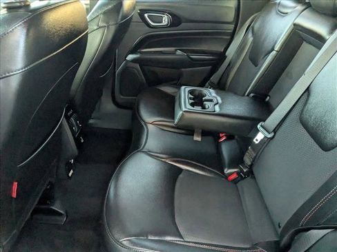 Used 2022 Jeep Compass Trailhawk w/ Trailhawk Convenience Group image 17