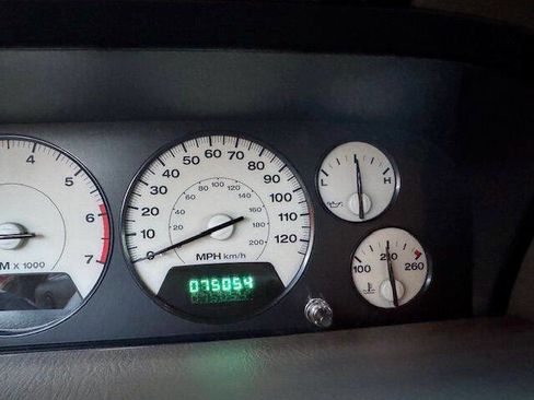 Used 2002 Jeep Grand Cherokee Limited image 18