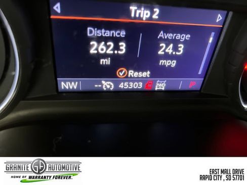 Used 2021 Chevrolet Silverado 1500 RST w/ Diesel Off-Road Package AWD/4WD image 12