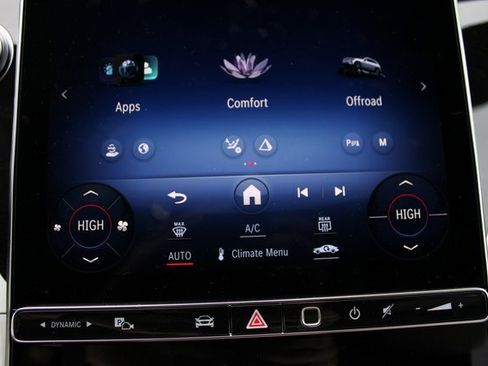 New 2024 Mercedes-Benz GLC 300 4MATIC image 25