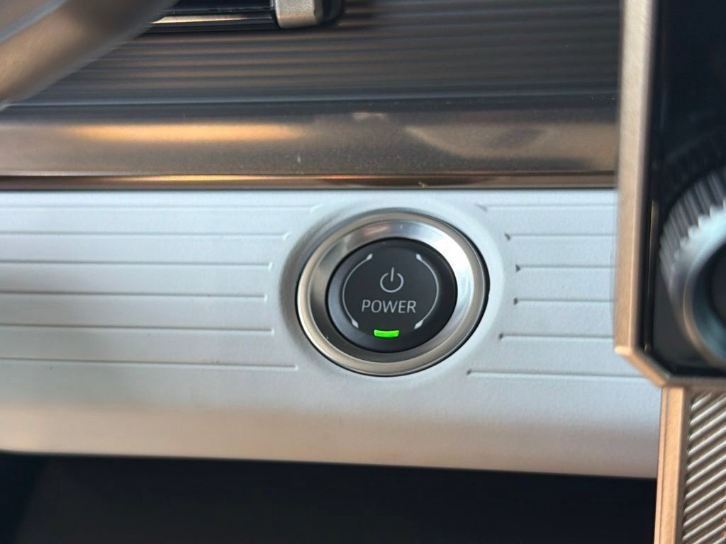 Used 2025 GMC Hummer EV 3X AWD/4WD image 17
