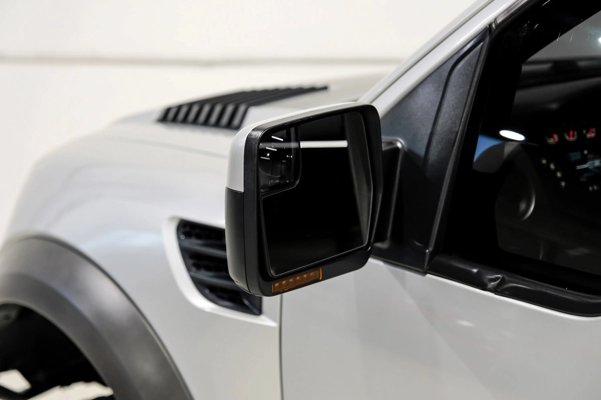 Used 2014 Ford F150 Raptor w/ Equipment Group 801A Luxury AWD/4WD image 45