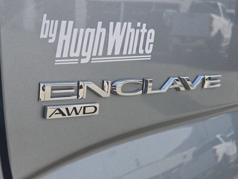 Used 2023 Buick Enclave Essence w/ Trailering Package, 5000 lbs. AWD/4WD image 11