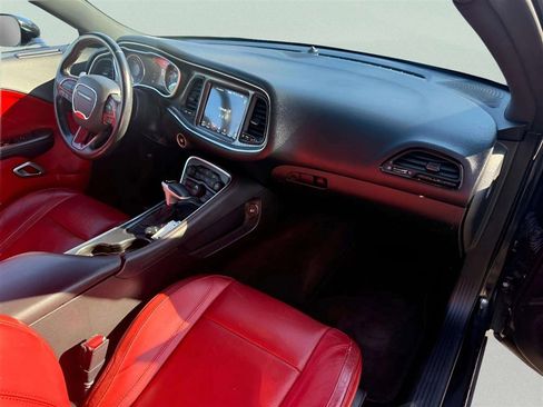 Used 2018 Dodge Challenger GT w/ Driver Convenience Group AWD/4WD image 15