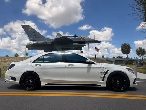 Used 2017 Mercedes-Benz S 550 Sedan image 1