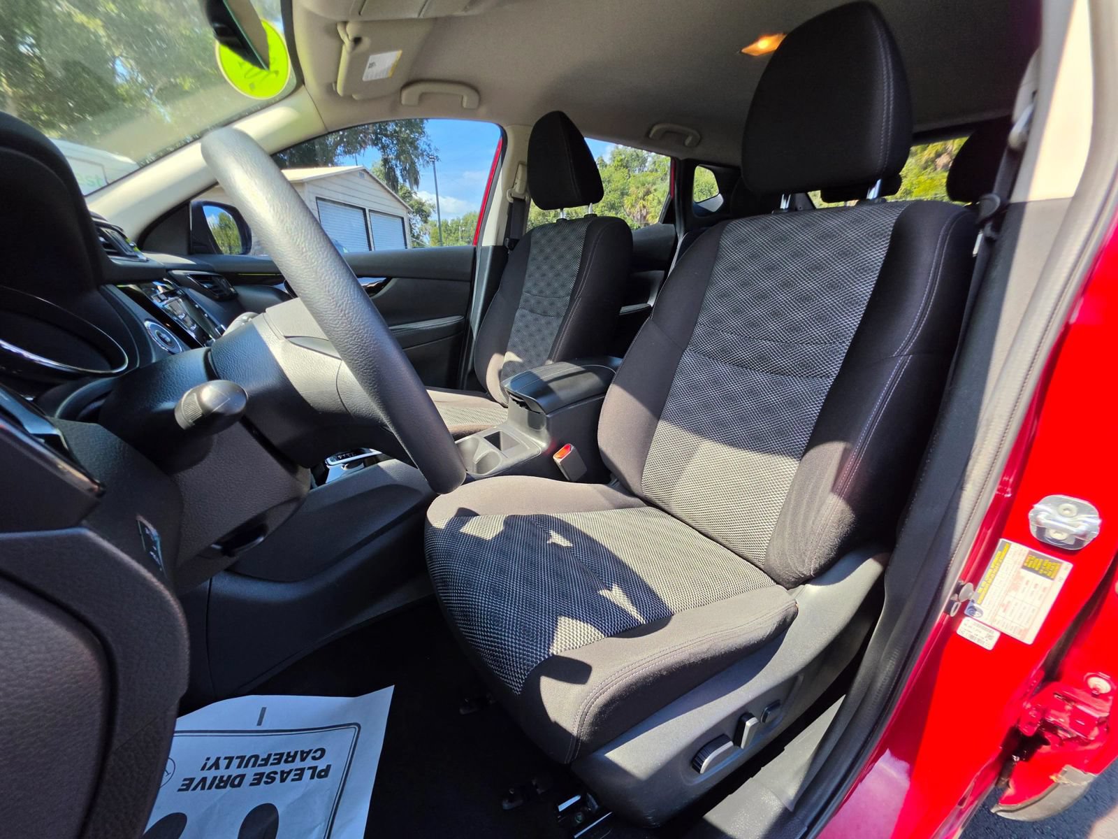 Used 2017 Nissan Rogue Sport SV FWD image 14