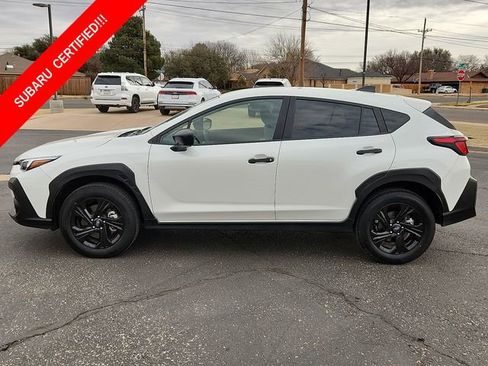 Used 2025 Subaru Crosstrek 2.0i image 2