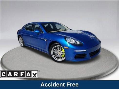 Used 2016 Porsche Panamera S w/ Premium Package Plus image 2