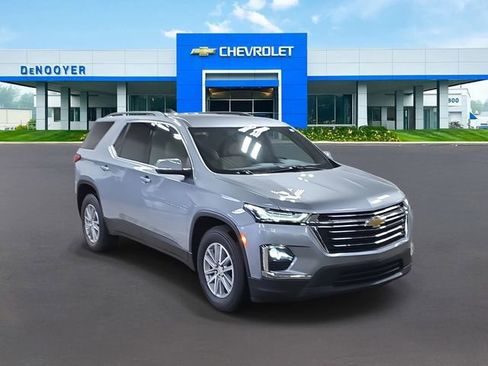 Used 2023 Chevrolet Traverse LT w/ LPO, Cargo Package image 3