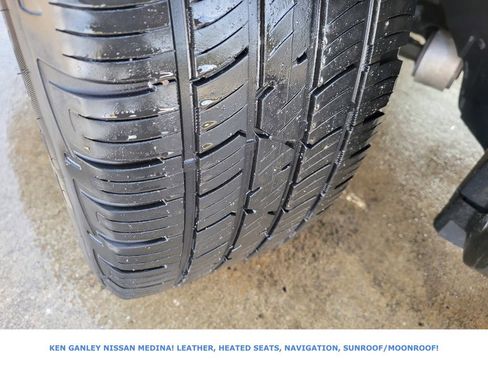 Used 2018 Ford Explorer XLT w/ Equipment Group 202A image 19