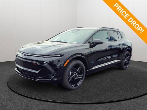 New 2026 Chevrolet Equinox EV RS image 3