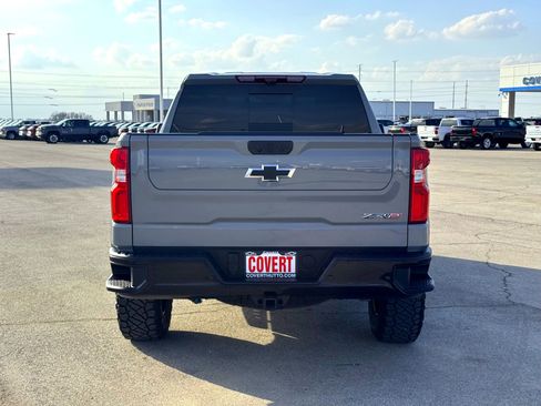 Used 2024 Chevrolet Silverado 1500 ZR2 w/ Technology Package image 7