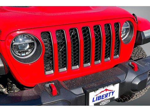 Used 2021 Jeep Gladiator Rubicon AWD/4WD image 28