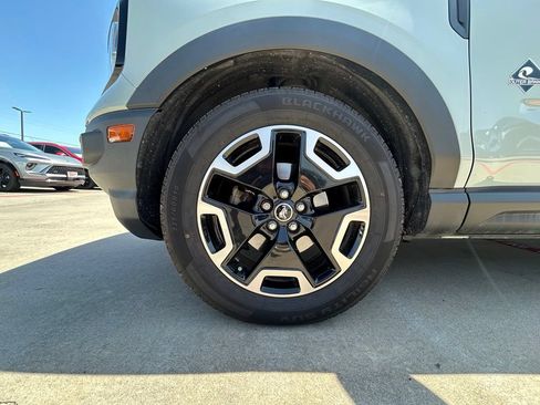 Used 2021 Ford Bronco Sport Outer Banks AWD/4WD image 6
