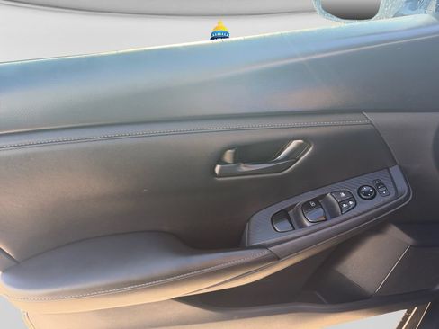 Used 2024 Nissan Sentra S FWD image 9