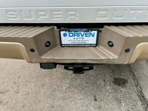 Used 2012 Ford F250 King Ranch w/ King Ranch w/Chrome Pkg AWD/4WD image 9