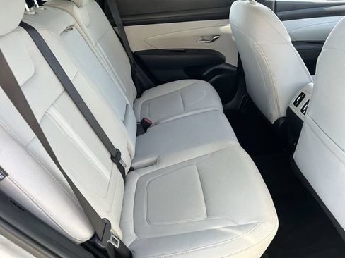 Used 2025 Hyundai Tucson SEL FWD image 14