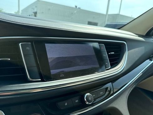 Used 2023 Buick Enclave Essence w/ Experience Buick Package FWD image 20
