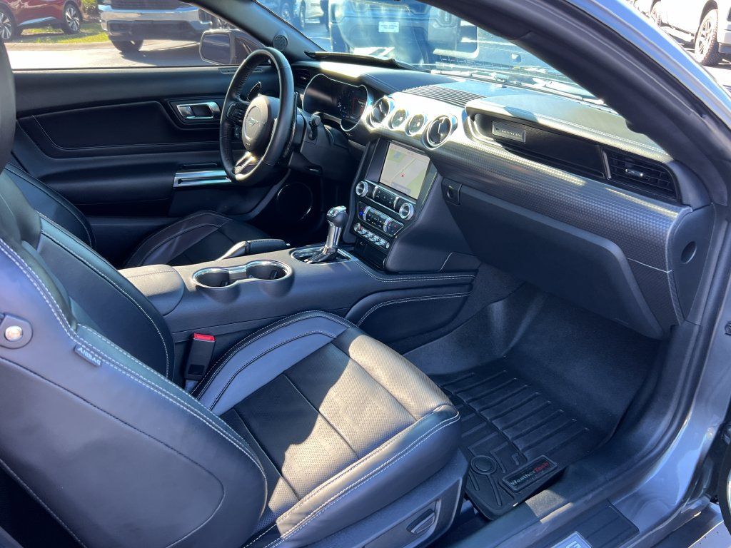 Used 2021 Ford Mustang GT Premium w/ GT Performance Package RWD image 15