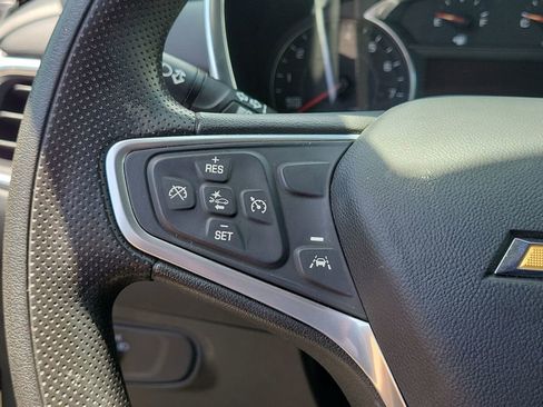 Used 2022 Chevrolet Equinox LT image 14