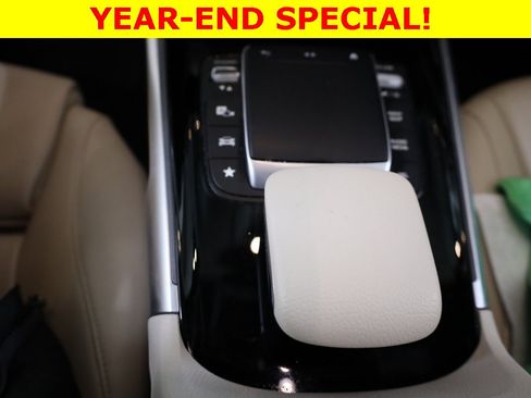 Used 2022 Mercedes-Benz GLB 250 4MATIC image 19