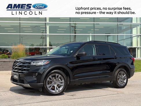 New 2026 Ford Explorer Active w/ Active Comfort Package AWD/4WD image 1
