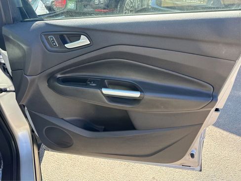 Used 2014 Ford Escape SE w/ Equipment Group 201A image 21