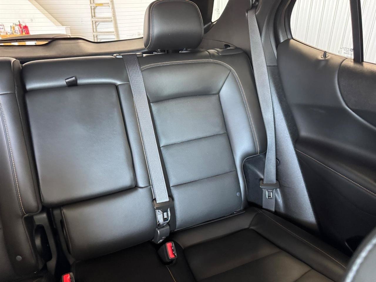 Used 2021 Chevrolet Equinox Premier AWD/4WD image 11